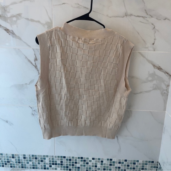 NWT | LANE 201 - GILLI | SWEATER VEST - Picture 4 of 9